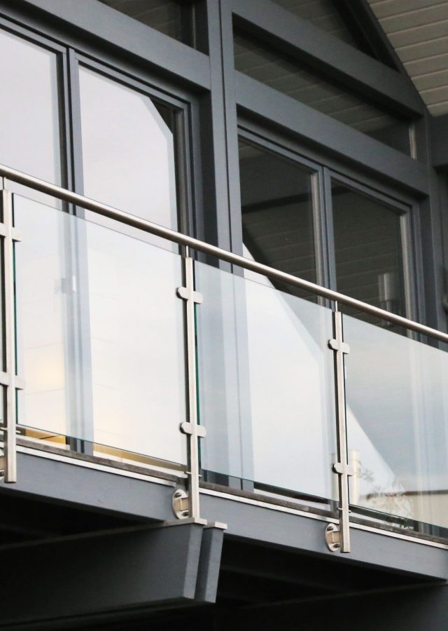 Stainless steel and glass balustrade